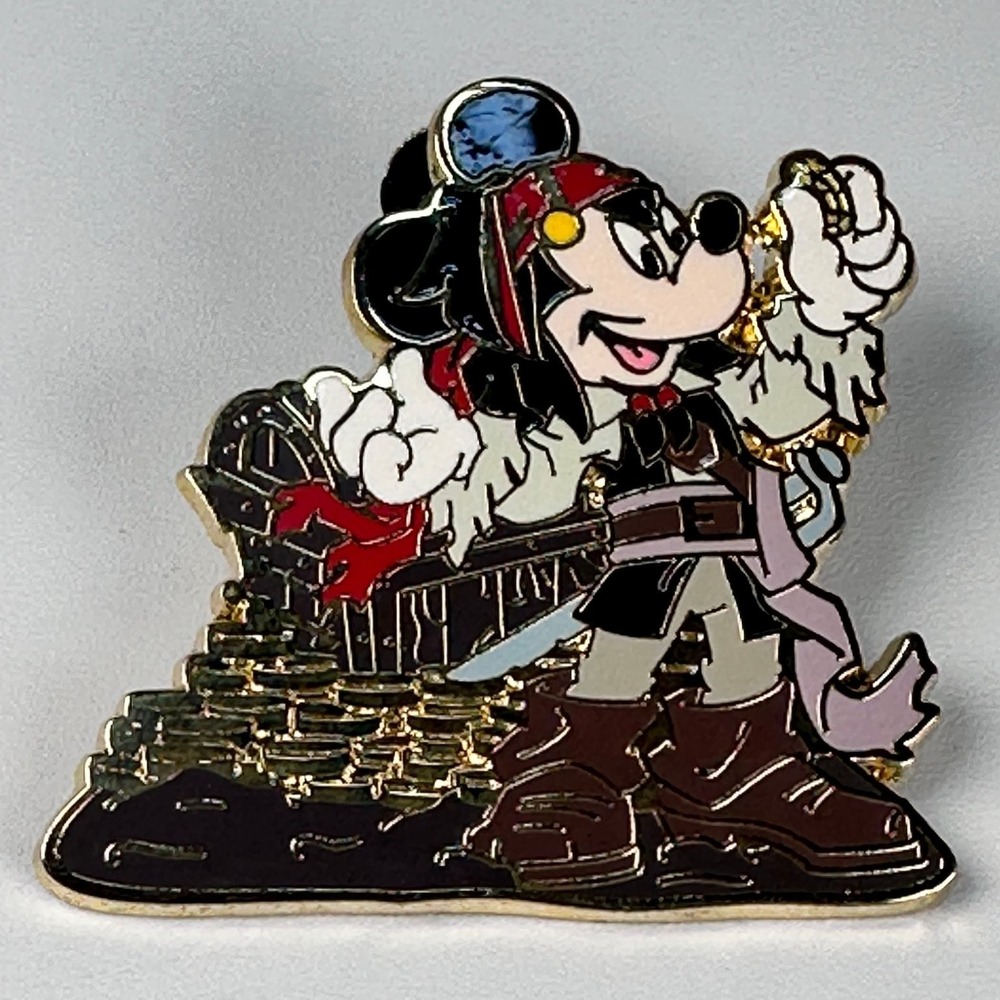 Mickey Mouse Disney Pin Pirate Treasure Chest 2009 Official Pin Trading Metal